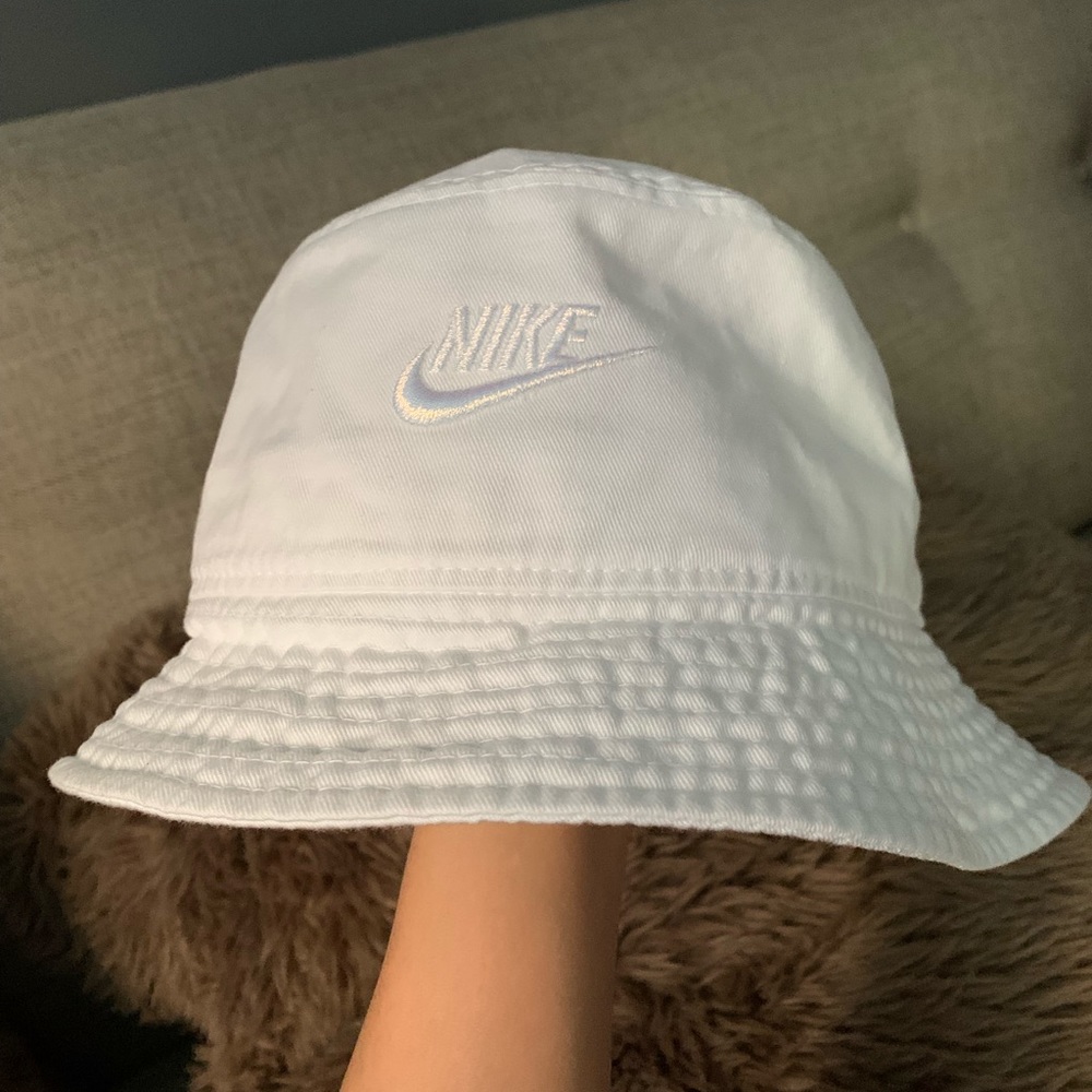 Women’s Nike Bucket Hat